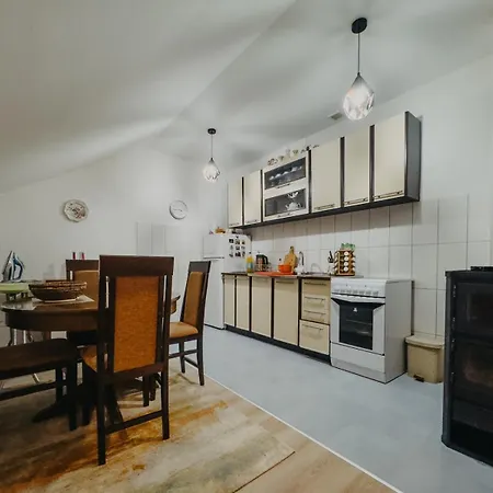 Apartment Stan Na Dan Zora Nevesinje